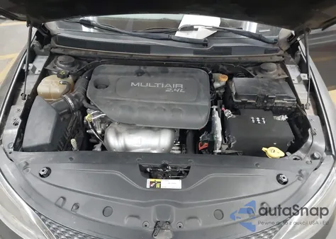 2015 Chrysler 200 Limited из США, поврежденный, VIN 1C3CCCAB4FN670821